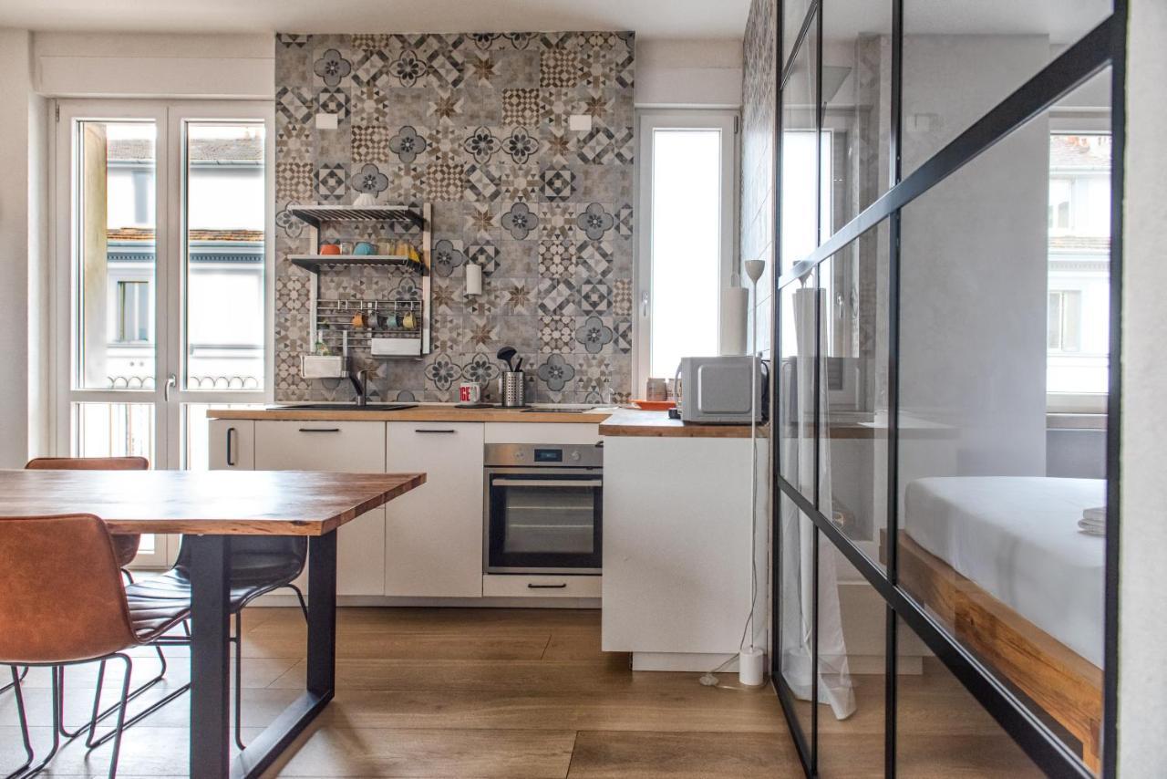 Luxury Flat By Central Station / Unique View Milan Bagian luar foto