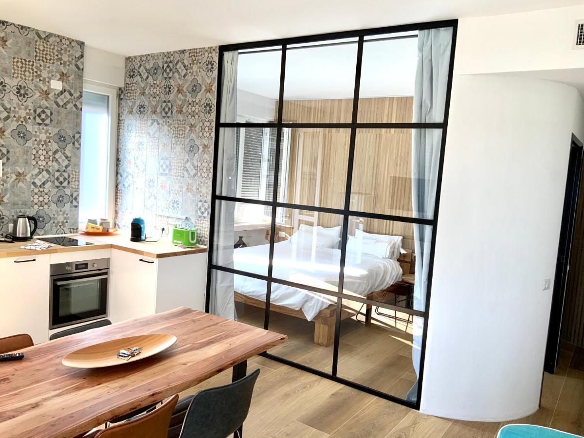 Luxury Flat By Central Station / Unique View Milan Bagian luar foto